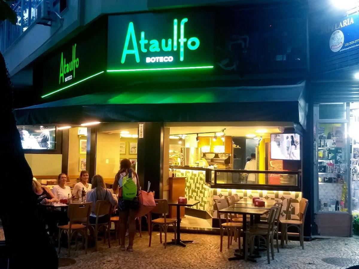 Must Leblon - Pacote: 4 Hospedes, + 1 Ticket Apartemen Rio de Janeiro